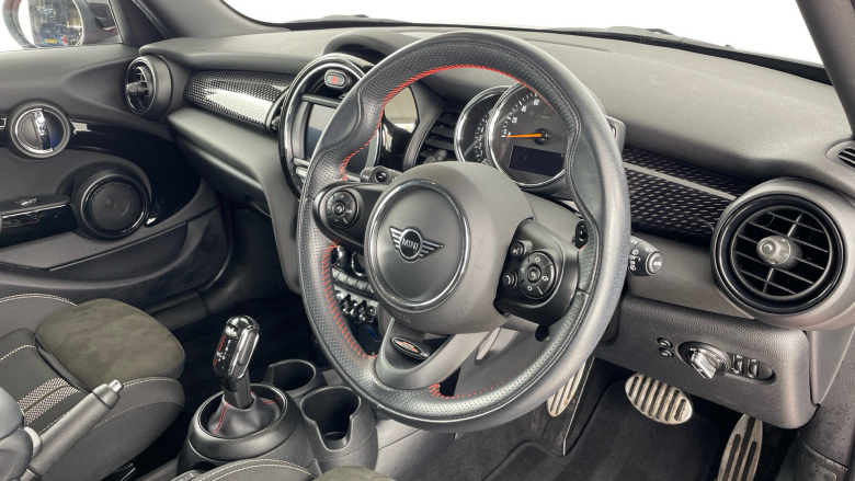 MINI Hatchback 2.0 Cooper S Sport II 5dr Auto [Comfort/Nav Pack] Petrol Hatchback